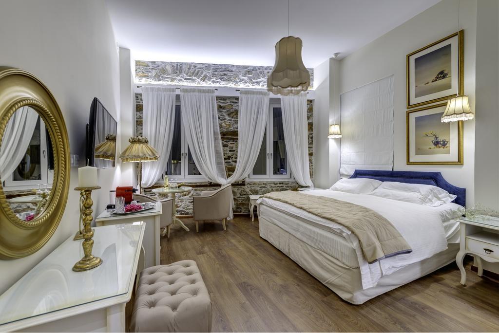 1844 Suites Syros 에르무폴리 외부 사진