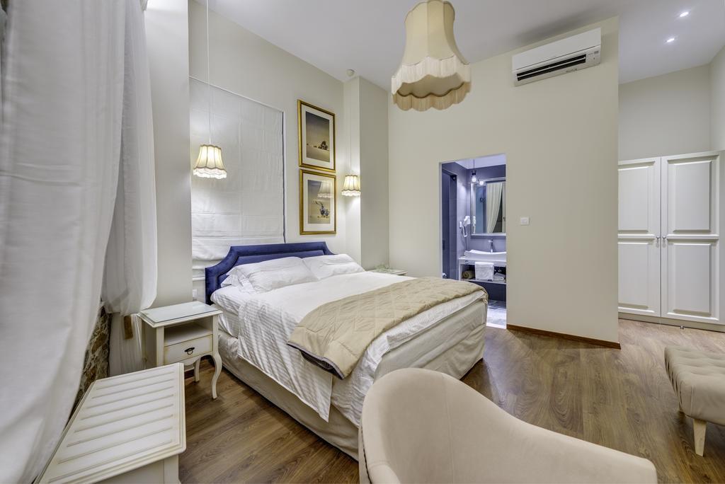 1844 Suites Syros 에르무폴리 외부 사진