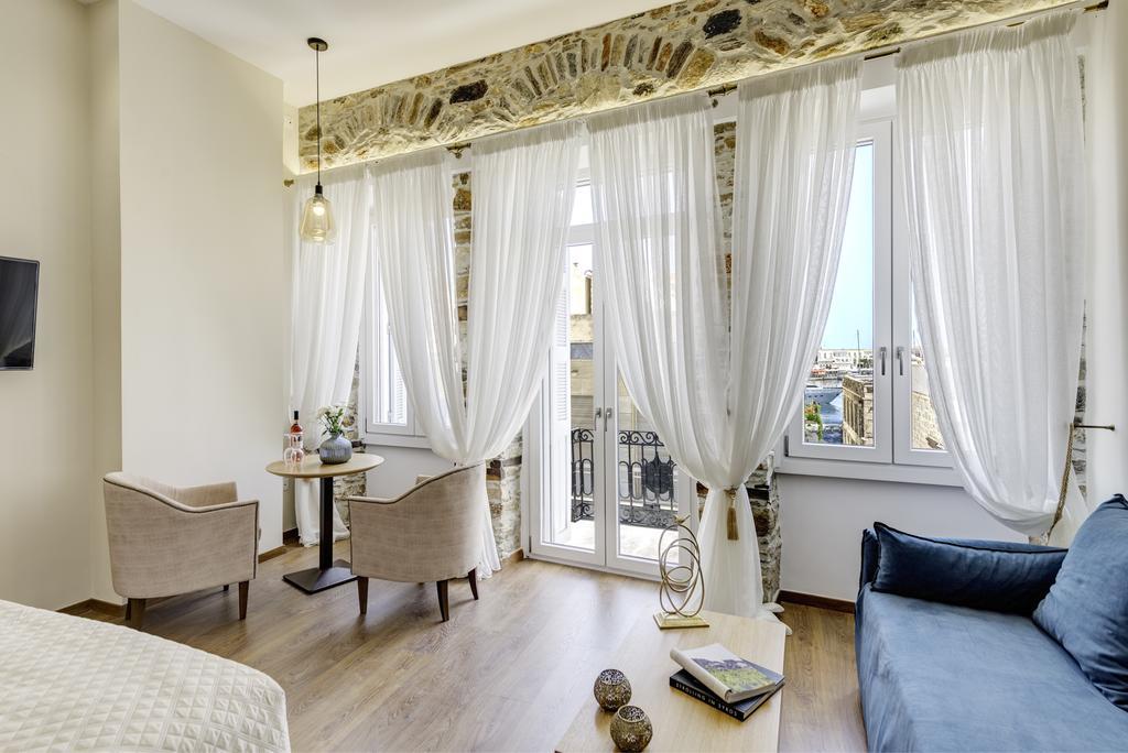 1844 Suites Syros 에르무폴리 외부 사진