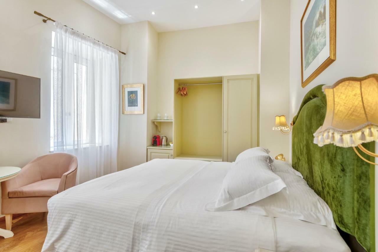 1844 Suites Syros 에르무폴리 외부 사진